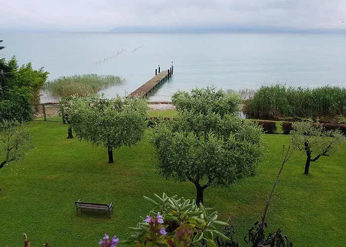 Bmp Apartment Orchidea Piscina, Giardino E Spiaggia Con Molo